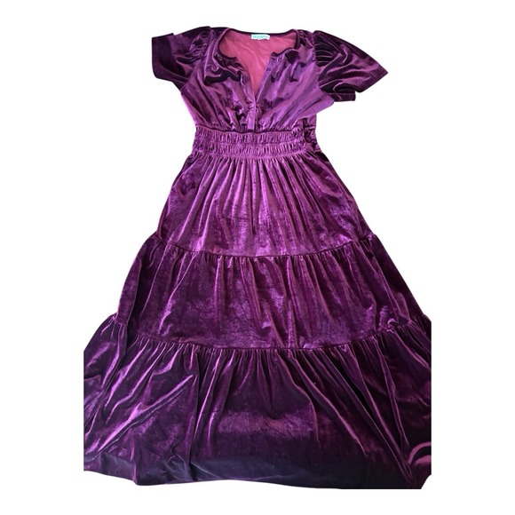 See And Be‎ Seen Women's Size Small Tiered Velvet Velour Midi Dress Maroon - Picture 1 of 16